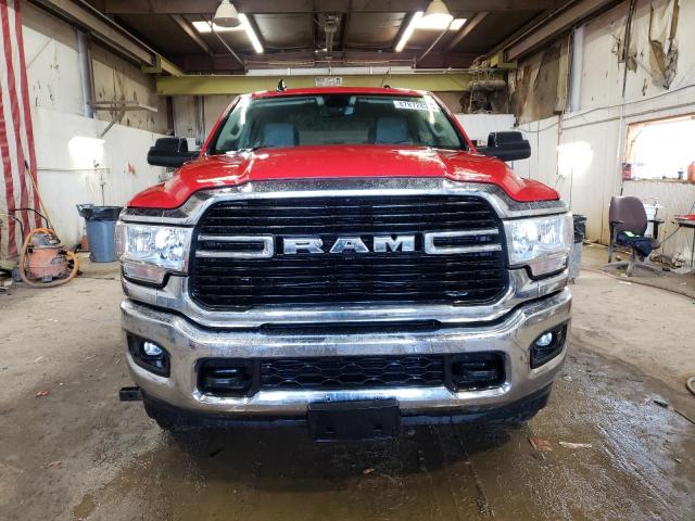 3C63R3HLXKG618662 - 2019 RAM 3500 BIG HORN RED photo 5