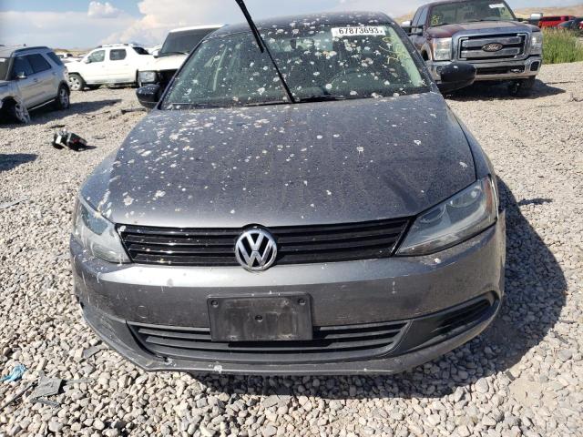 3VW1K7AJ9CM356881 - 2012 VOLKSWAGEN JETTA BASE 灰色 照片 5