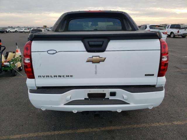 3GNNCFE00AG282072 - 2010 CHEVROLET AVALANCHE LT WHITE photo 6