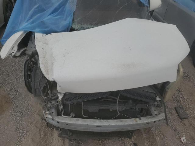 JTLZE4FE0B1122491 - 2011 TOYOTA SCION XB WHITE photo 11