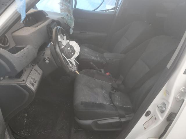 JTLZE4FE0B1122491 - 2011 TOYOTA SCION XB WHITE photo 7