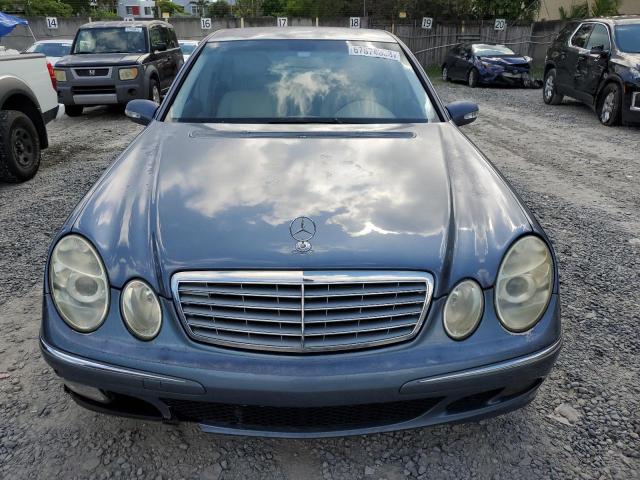 WDBUF70J14A444391 - 2004 MERCEDES-BENZ E 500 BLUE photo 5