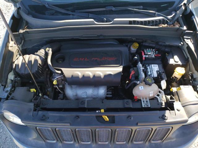 ZACCJBCB1HPE95012 - 2017 JEEP RENEGADE TRAILHAWK GRAY photo 12