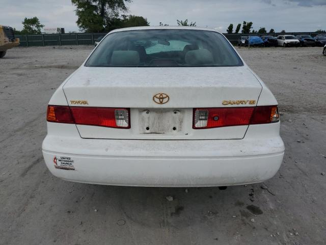 4T1BG22K7YU956896 - 2000 TOYOTA CAMRY CE WHITE photo 6