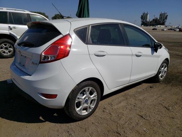 3FADP4EJ0FM107969 - 2015 FORD FIESTA SE WHITE photo 3