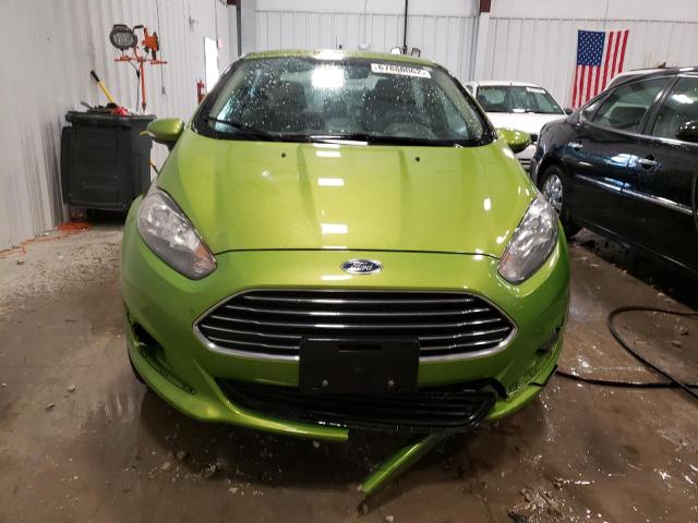 3FADP4BJ7JM116861 - 2018 FORD FIESTA SE GREEN photo 5