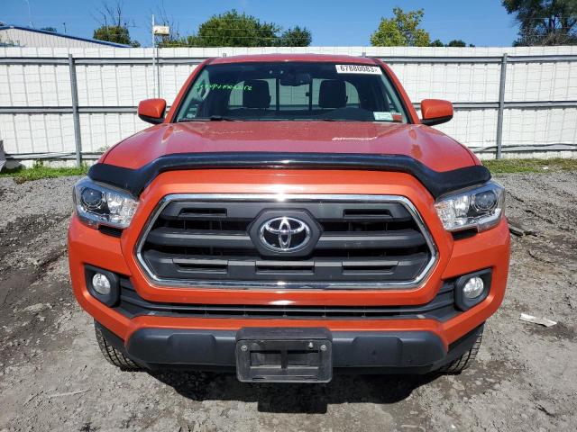 5TFSZ5AN6HX114805 - 2017 TOYOTA TACOMA ACCESS CAB ნარინჯისფერი ფოტო 5