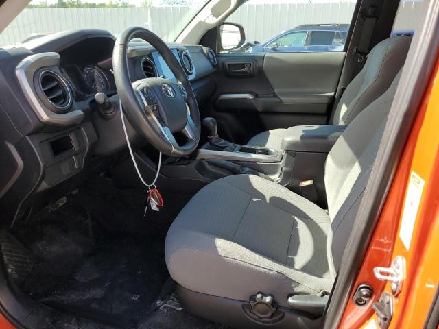 5TFSZ5AN6HX114805 - 2017 TOYOTA TACOMA ACCESS CAB ნარინჯისფერი ფოტო 7