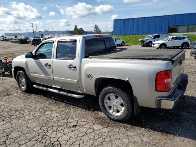 3GCEK13357G555091 - 2007 CHEVROLET SILVERADO K1500 CREW CAB SILVER photo 2