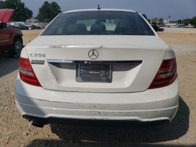 WDDGF4HB2EA943721 - 2014 MERCEDES-BENZ C250 250 WHITE photo 6