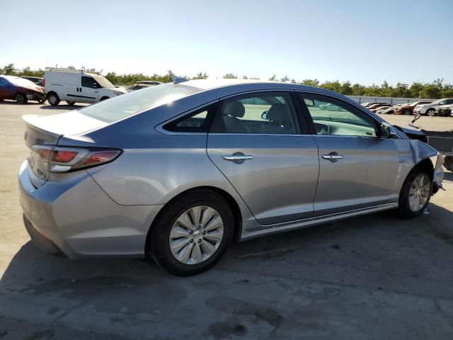 KMHE24L1XGA013950 - 2016 HYUNDAI SONATA HYBRID SILVER photo 3