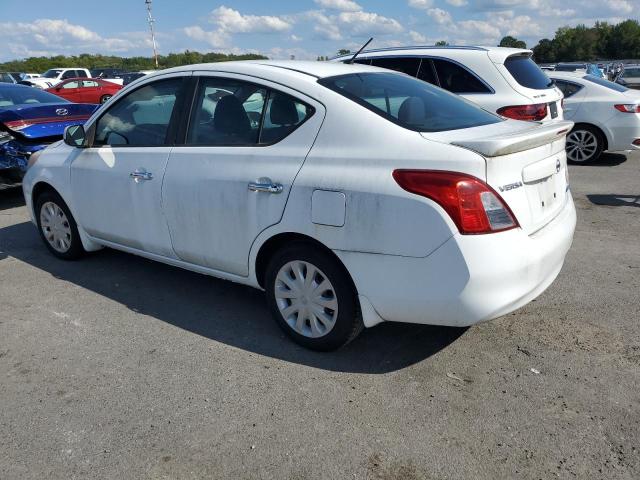 3N1CN7APXDL877805 - 2013 NISSAN VERSA S WHITE photo 2