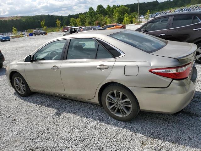 4T1BF1FK7HU756558 - 2017 TOYOTA CAMRY LE Кремовый фото 2