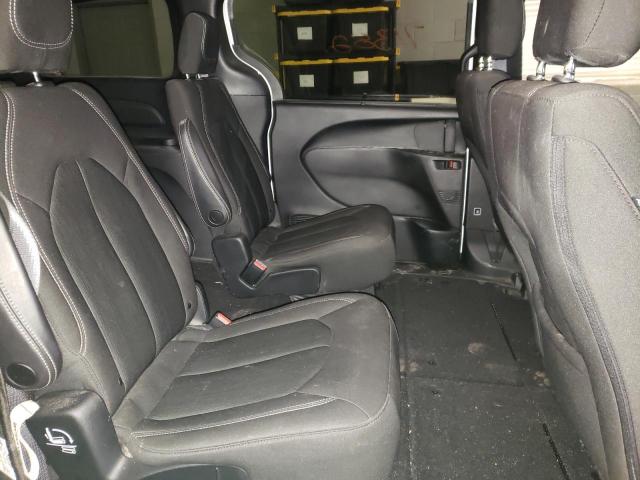 2C4RC1FGXJR356942 - 2018 CHRYSLER PACIFICA TOURING PLUS WHITE photo 11