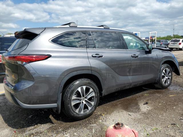 5TDGZRBH4NS587884 - 2022 TOYOTA HIGHLANDER XLE BLACK photo 3