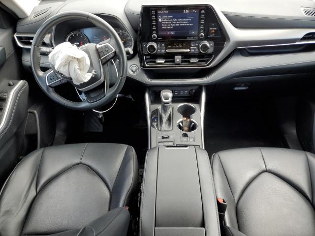 5TDGZRBH4NS587884 - 2022 TOYOTA HIGHLANDER XLE BLACK photo 8