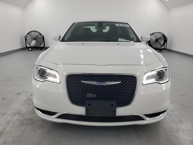 2C3CCAAG3PH514179 - 2023 CHRYSLER 300 TOURING WHITE photo 5