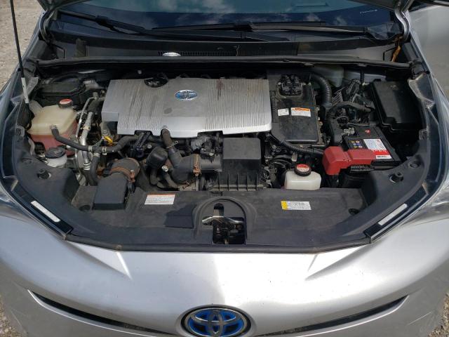 JTDKARFU8G3009574 - 2016 TOYOTA PRIUS SILVER photo 11