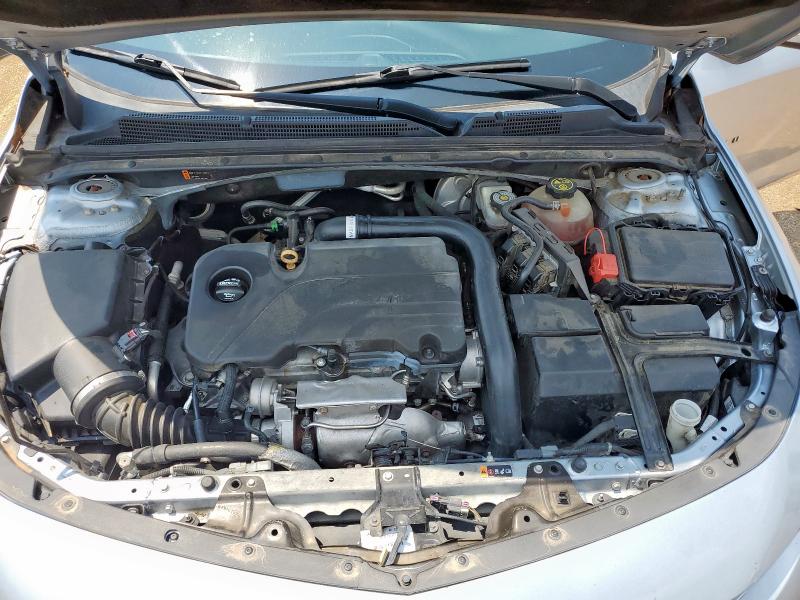 1G1ZD5ST1JF137665 - 2018 CHEVROLET MALIBU LT SILVER photo 11