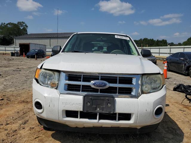 1FMCU92799KB46698 - 2009 FORD ESCAPE XLS WHITE photo 5