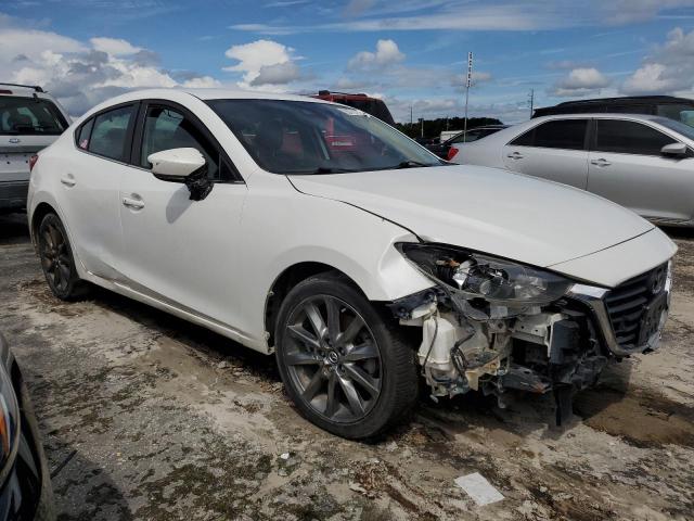 3MZBN1V31JM202814 - 2018 MAZDA 3 TOURING WHITE photo 4