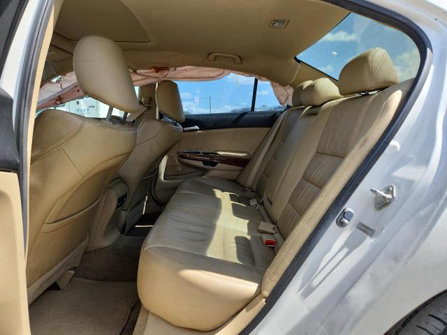 1HGCP3F8XCA015497 - 2012 HONDA ACCORD EXL WHITE photo 10