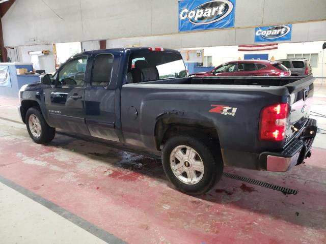 1GCRKSE34BZ386033 - 2011 CHEVROLET SILVERADO K1500 LT BLUE photo 2