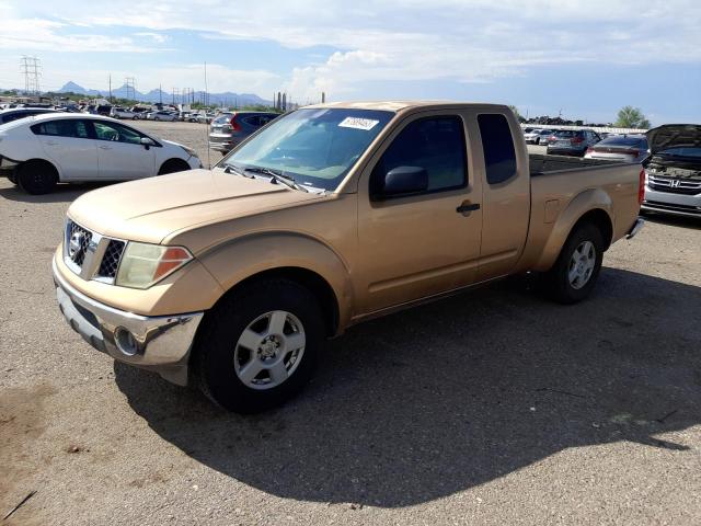 1N6AD06U55C407348 - 2005 NISSAN FRONTIER KING CAB LE GOLD photo 1