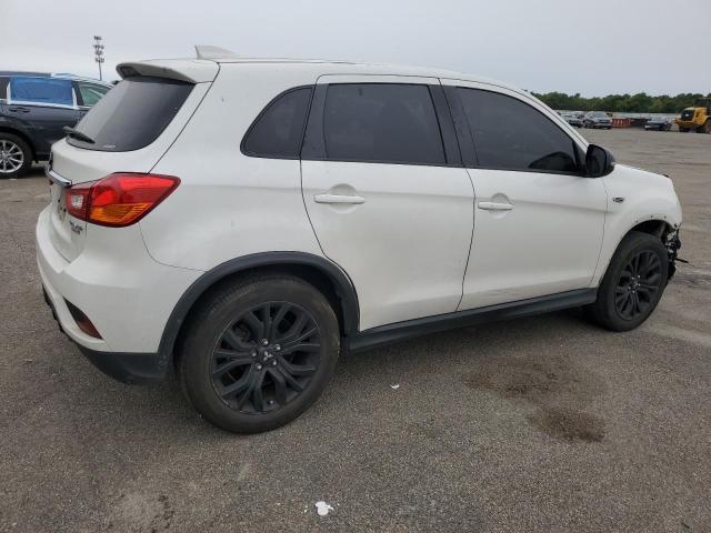 JA4AR3AU0JU005538 - 2018 MITSUBISHI OUTLANDER SPORT ES Ақ фото 3
