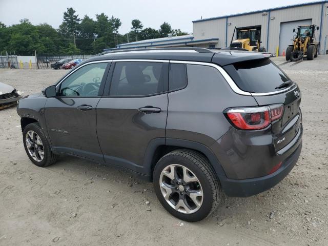 3C4NJDCB6JT400303 - 2018 JEEP COMPASS LIMITED Մոխրագույն լուսանկար 2