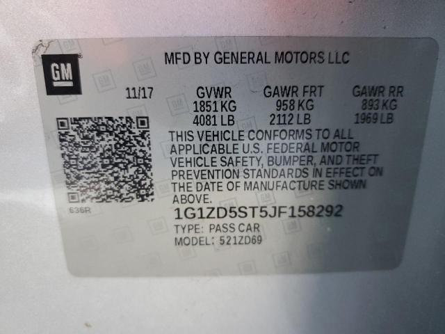 1G1ZD5ST5JF158292 - 2018 CHEVROLET MALIBU LT SILVER photo 12