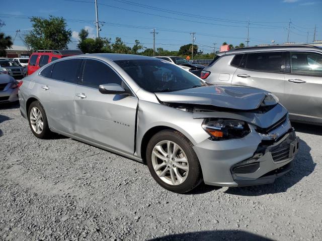 1G1ZD5ST5JF158292 - 2018 CHEVROLET MALIBU LT SILVER photo 4