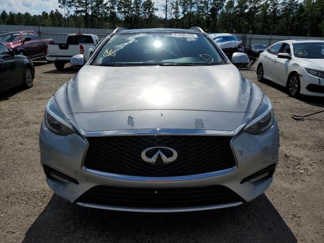 SJKCH5CP9HA015353 - 2017 INFINITI QX30 BASE Gümüş foto 5