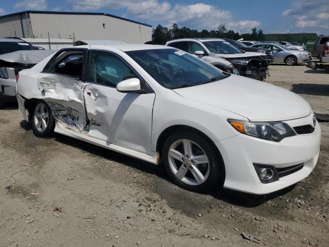 4T1BF1FK6CU176422 - 2012 TOYOTA CAMRY BASE WHITE photo 4