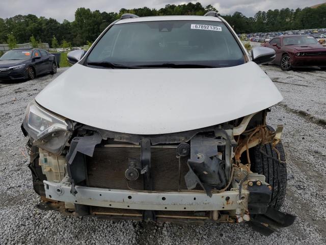 2T3NFREV3JW450669 - 2018 TOYOTA RAV4 SE WHITE photo 5