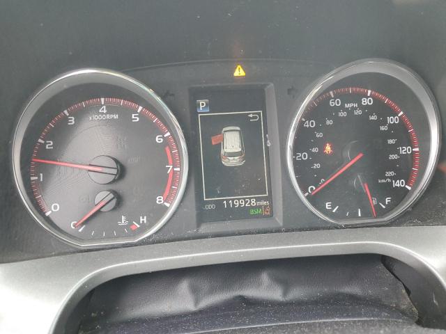 2T3NFREV3JW450669 - 2018 TOYOTA RAV4 SE WHITE photo 9