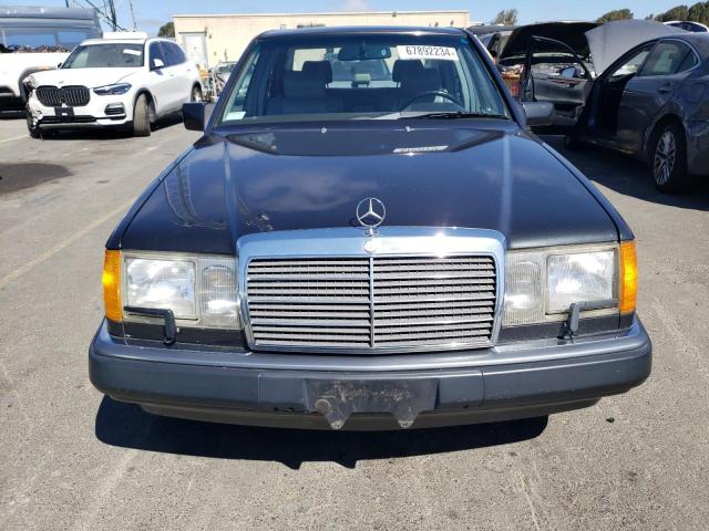 WDBEA30D8LB120207 - 1990 MERCEDES-BENZ 300 E BLACK photo 5