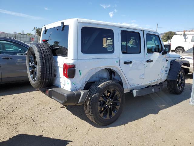 1C4JJXP61MW716865 - 2021 JEEP WRANGLER U SAHARA 4XE WHITE photo 3
