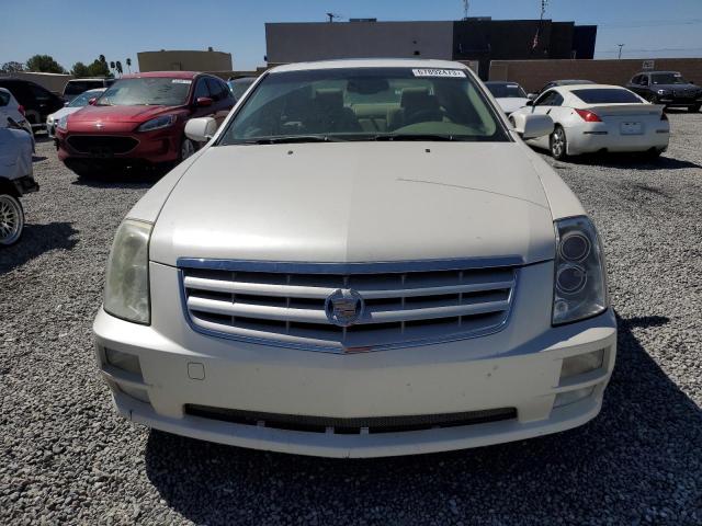 1G6DW677650155698 - 2005 CADILLAC STS WHITE photo 5