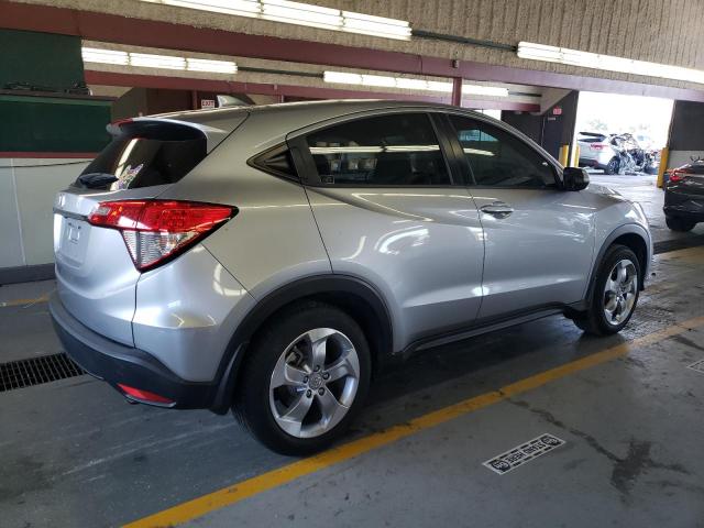 3CZRU5H38KG707671 - 2019 HONDA HR-V LX SILVER photo 3