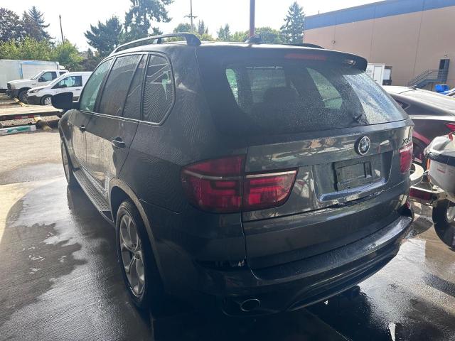 5UXZW0C59CL666725 - 2012 BMW X5 XDRIVE35D SILVER photo 3