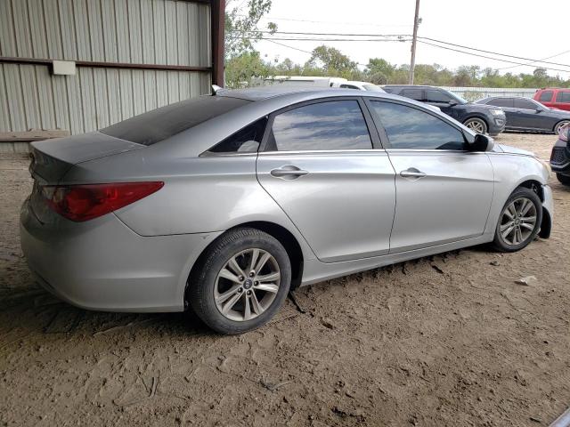 5NPEB4AC6BH286409 - 2011 HYUNDAI SONATA GLS SILVER photo 3