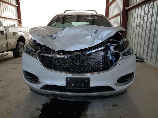 5GAEVCKW5KJ200056 - 2019 BUICK ENCLAVE AVENIR WHITE photo 5
