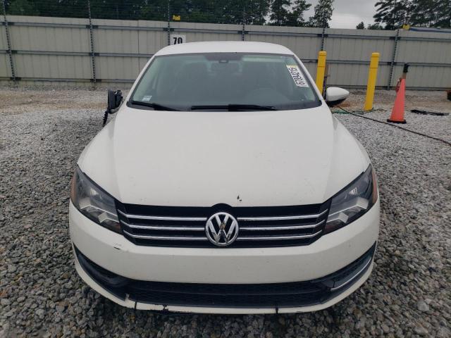 1VWBH7A32CC073552 - 2012 VOLKSWAGEN PASSAT SE WHITE photo 5