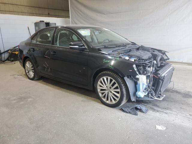 3VWD17AJ4EM419324 - 2014 VOLKSWAGEN JETTA SE 黑色 照片 4
