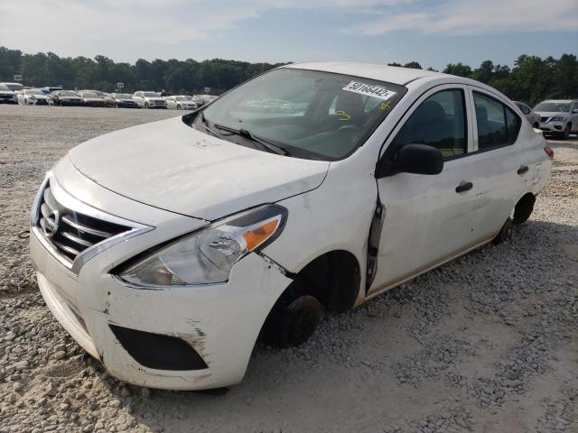 3N1CN7APXFL827358 - 2015 NISSAN VERSA S WHITE photo 2