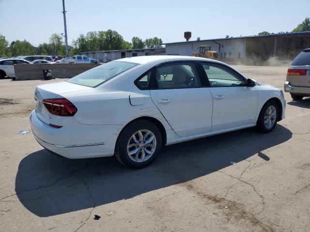 1VWAA7A39JC013815 - 2018 VOLKSWAGEN PASSAT S WHITE photo 3