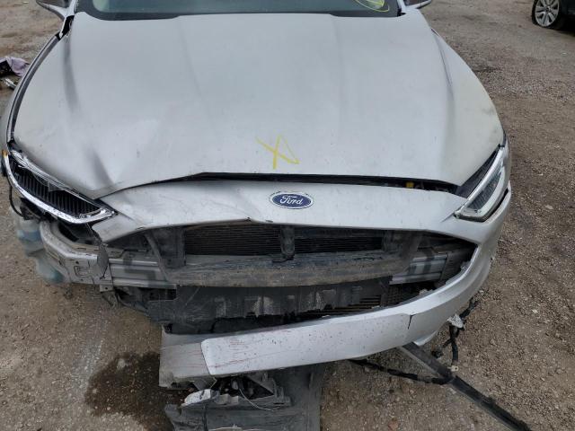 3FA6P0D90JR219501 - 2018 FORD FUSION TITANIUM/PLATINUM SILVER photo 11