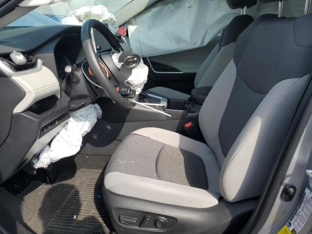 4T3RWRFV5RU112072 - 2024 TOYOTA RAV4 XLE Gümüş foto 7