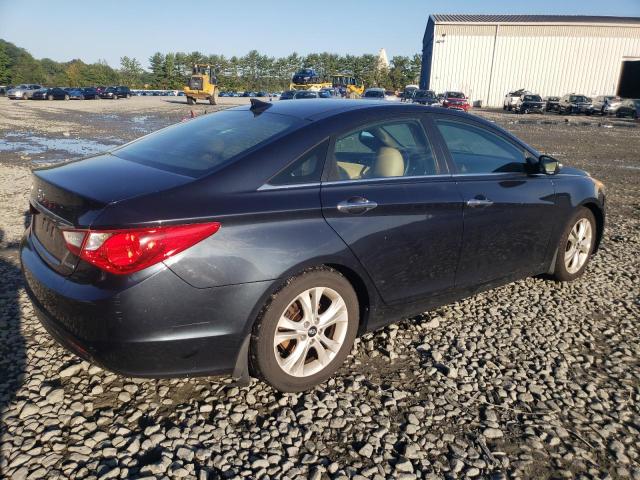 5NPEC4AC3CH430156 - 2012 HYUNDAI SONATA SE CHARCOAL photo 3